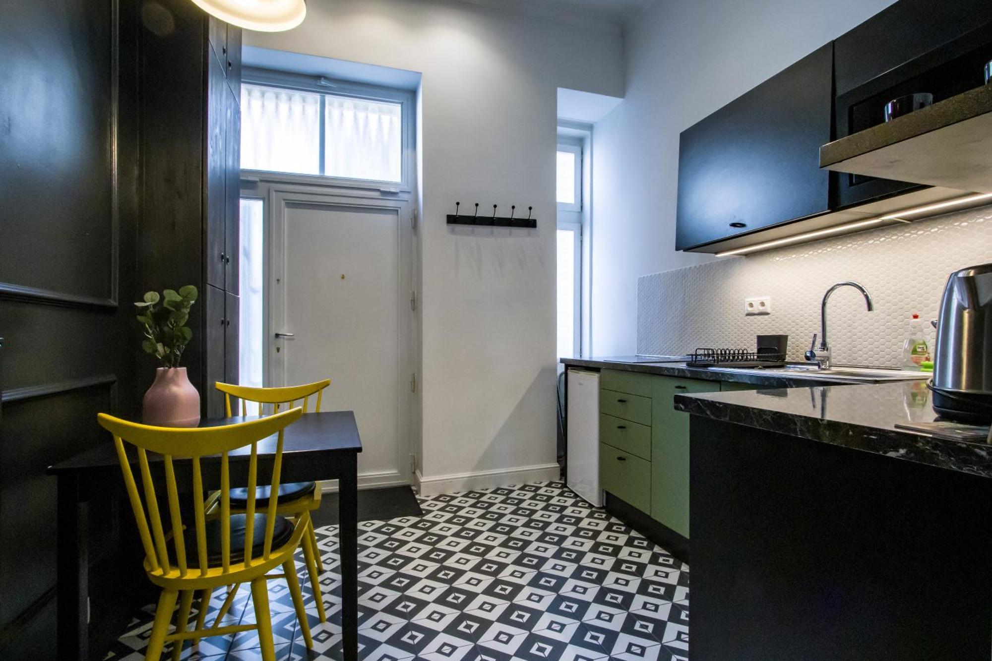 Wilson'S Oktogon Square Suite Apartment Budapest Ngoại thất bức ảnh